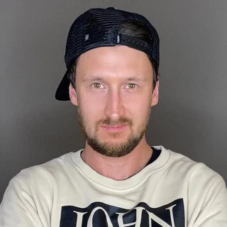 ЖЕНСКИЕ СТРИЖКИ