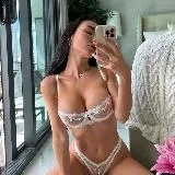 Hot Girls