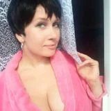 Оцени жену