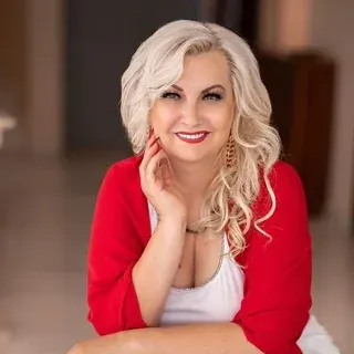 Таро и магия в мире вокруг нас с Софией Вюрстлин — Anime Telegram