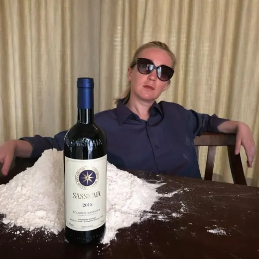 Этикетка в юбке — Solo para adultos Telegram