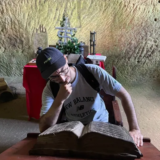 Арен и книги — Adults Only Telegram