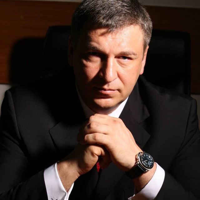 Игорь Албин