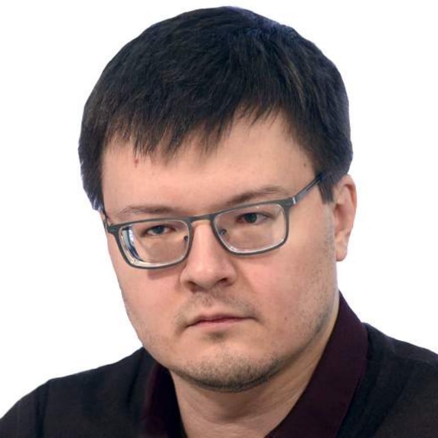 Политолог Ухов