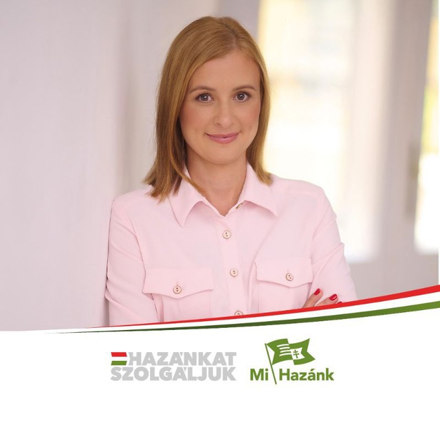 Dúró Dóra
